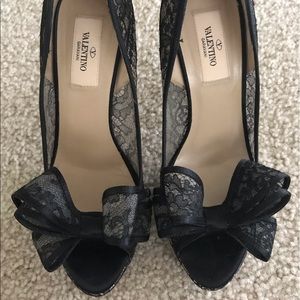 Valentino lace bow pumps